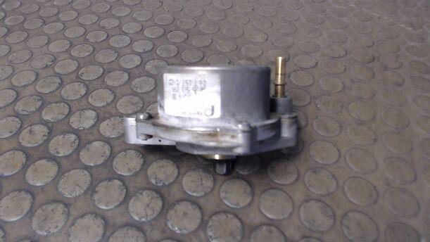 Foto: VAKUUMPUMPE eines Saab 9-3 1.8 t Cabrio