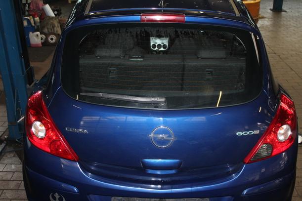 Foto: HECKKLAPPE/ HECKDECKEL(2/3-Türer) eines Opel Corsa 1.0 12V