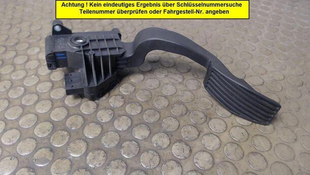 Foto: GASPEDAL eines Opel Corsa 1.0 12V