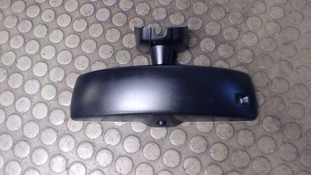 Foto: INNENSPIEGEL AUTOMATISCH ABBLENDBAR eines VW Golf Plus 1.4 TSI