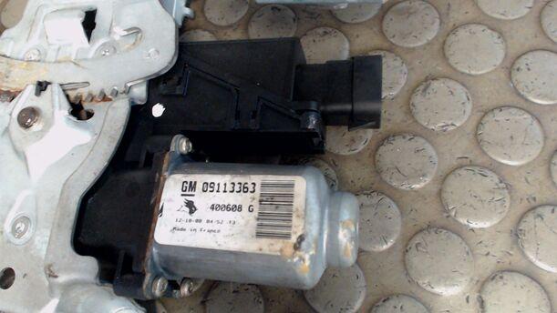 Foto: FENSTERHEBER ELEKTRISCH VORN LINKS (4/5-TÜRER) eines Opel Corsa 1.0 12V