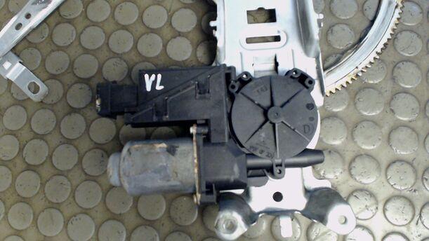 Foto: FENSTERHEBER ELEKTRISCH VORN LINKS (4/5-TÜRER) eines Opel Corsa 1.0 12V