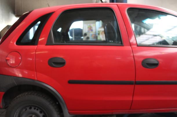 Foto: TÜR HINTEN RECHTS eines Opel Corsa 1.0 12V
