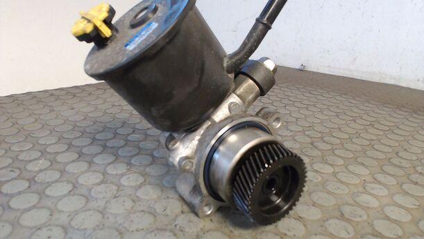 Foto: PUMPE SERVOLENKUNG eines Mazda Premacy TD