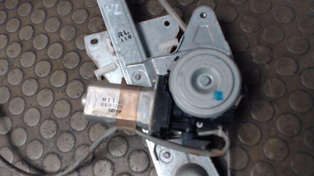 Foto: FENSTERHEBER ELEKTRISCH HINTEN LINKS eines Mazda 626 2.0 TD