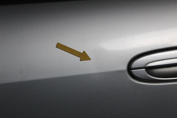 Foto: TÜR HINTEN LINKS eines Mazda 626 2.0 TD