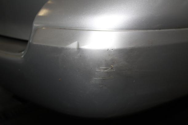 Foto: STOSSSTANGE / STOSSFÄNGER HINTEN eines Mazda 626 2.0 TD
