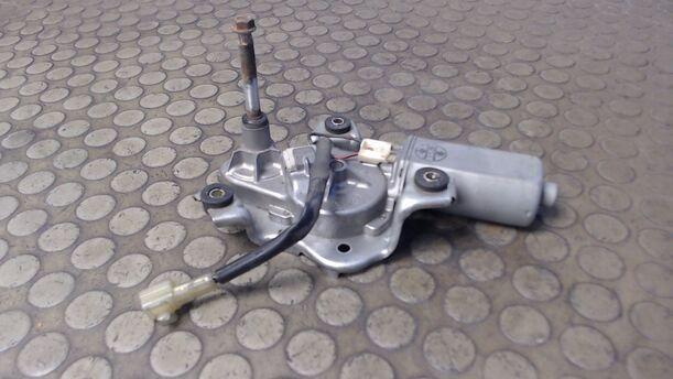 Foto: SCHEIBENWISCHERMOTOR HINTEN eines Mazda 626 2.0 TD