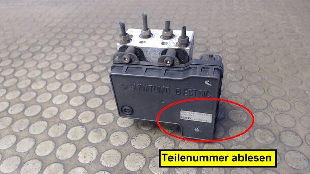 Foto: HAUPTBREMSAGGREGAT ABS eines Mazda 626 2.0 TD