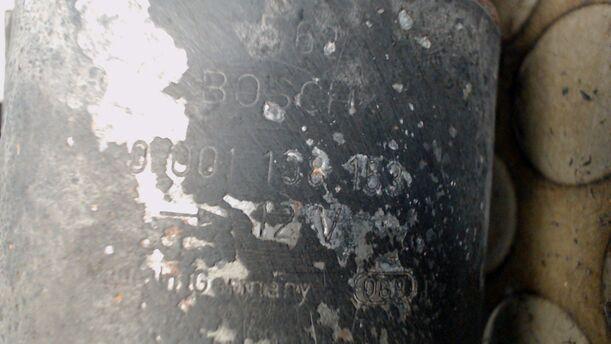 Foto: ANLASSER / STARTER BOSCH eines Volvo 850 2.5-20V