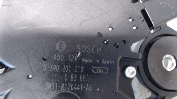 Foto: SCHEIBENWISCHERMOTOR HINTEN eines Volvo V50 1.6D DPF DRIVe Start/Stop