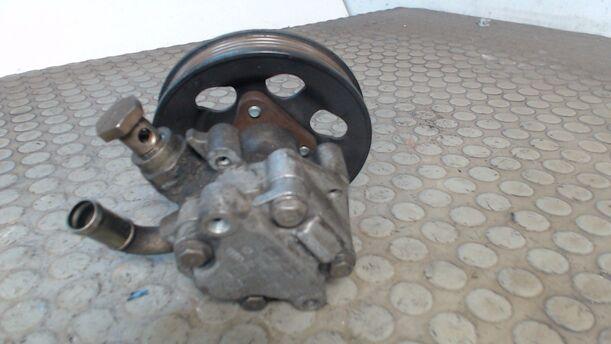 Foto: PUMPE SERVOLENKUNG eines VW Passat Variant 1.6