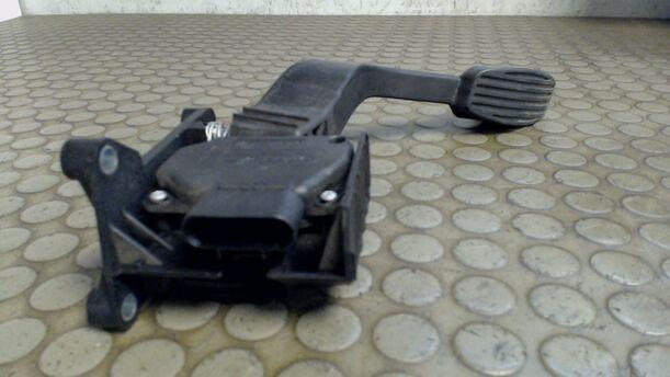 Foto: GASPEDAL eines Ford Ka 1.2 Executive