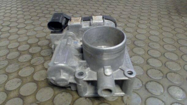 Foto: DROSSELKLAPPE eines Ford Ka 1.2