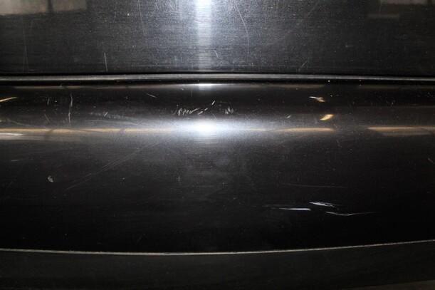Foto: STOSSFÄNGER/ STOßSTANGE HINTEN eines VW Touran 1.9 TDI