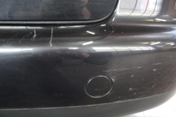 Foto: STOSSFÄNGER/ STOßSTANGE HINTEN eines VW Touran 1.9 TDI
