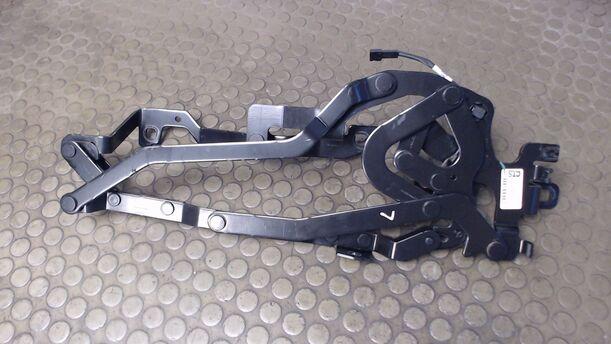 Foto: SCHARNIER VERDECKKLAPPE LINKS eines Saab 9-3 1.8 t Cabrio