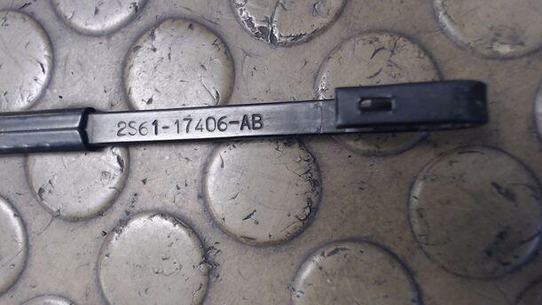 Foto: SCHEIBENWISCHERARM HINTEN eines Ford Fiesta 1.3