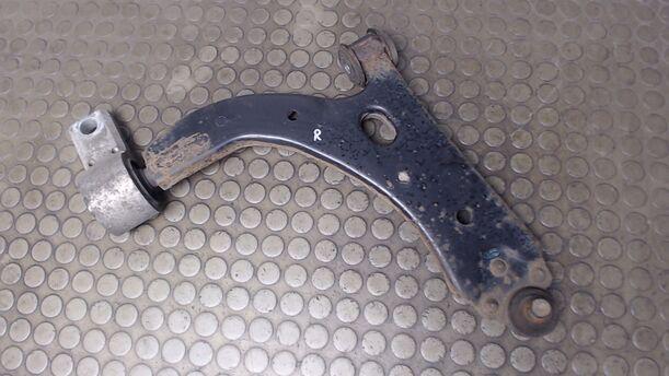 Foto: QUERLENKER VORN RECHTS eines Ford Fiesta 1.3