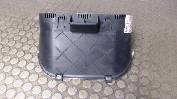 Foto: TACHOEINHEIT eines Ford Fiesta 1.3