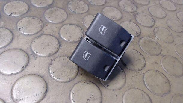 Foto: FENSTERHEBERSCHALTER eines VW Polo 1.2