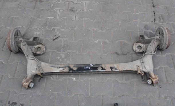 Foto: HINTERACHSE eines VW Polo 1.2