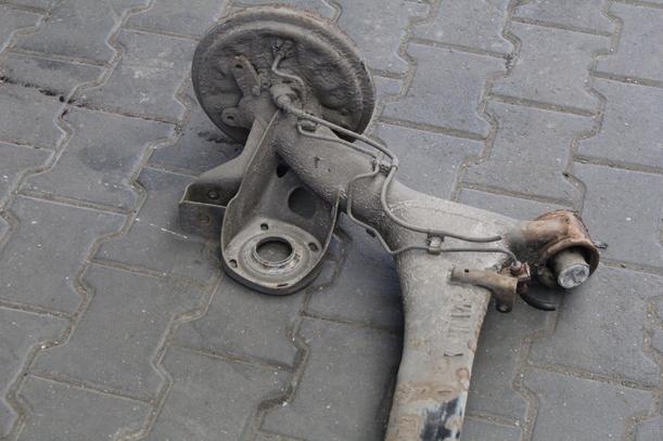 Foto: HINTERACHSE eines VW Polo 1.2