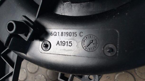 Foto: HEIZUNGSGEBLÄSE eines VW Polo 1.2 GLX