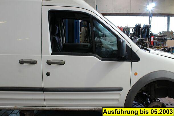 Foto: TÜR VORN RECHTS eines Ford Transit Connect (Lang)