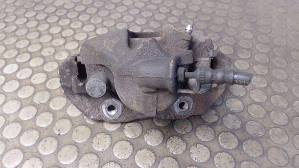 Foto: BREMSSATTEL VORNE RECHTS eines Ford Transit Connect (Lang)