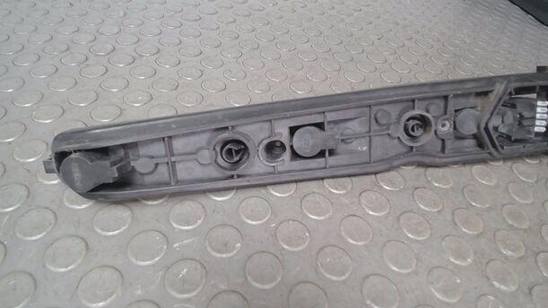 Foto: LAMPENTRÄGER HINTEN RECHTS eines Opel Meriva 1.3 CDTI DPF