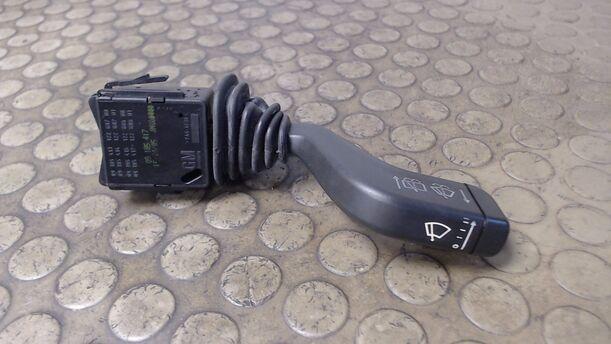Foto: SCHEIBENWISCHERSCHALTER eines Opel Meriva 1.3 CDTI DPF Aura