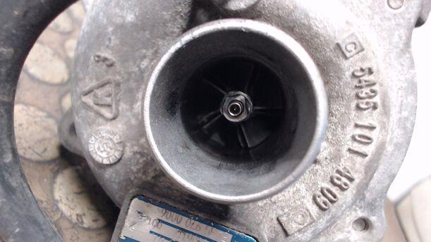 Foto: TURBOLADER eines Opel Meriva 1.3 CDTI DPF