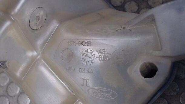 Foto: AUSGLEICHSBEHÄLTER eines Ford Mondeo 2.0 Turnier TDCi