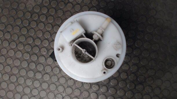 Foto: KRAFTSTOFFPUMPE eines Fiat Seicento 1.1 Aura