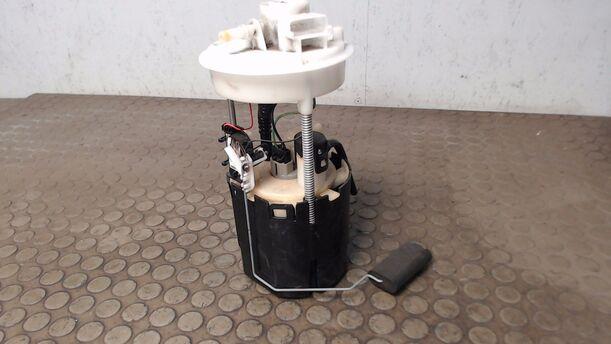 Foto: KRAFTSTOFFPUMPE eines Fiat Seicento 1.1 Aura