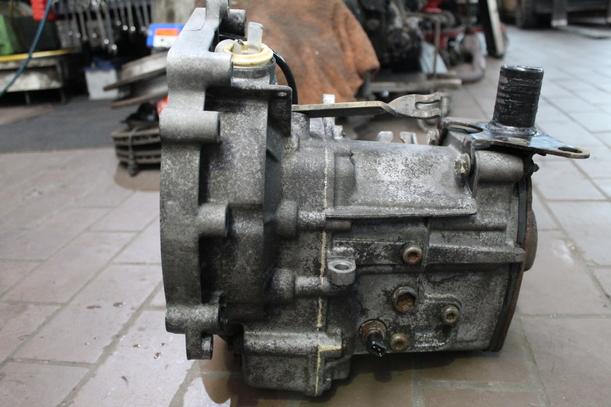 Foto: SCHALTGETRIEBE DKG eines VW Polo 50 Aura