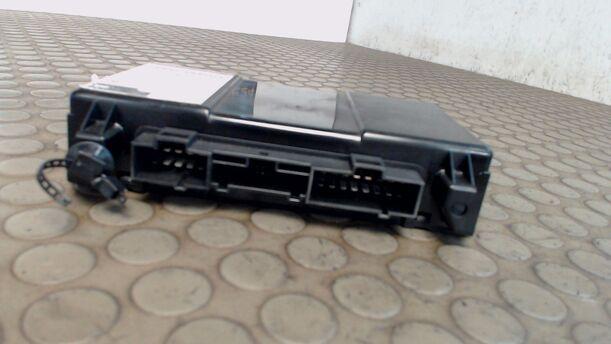 Foto: KOMFORTSTEUERGERÄT eines Ford Scorpio