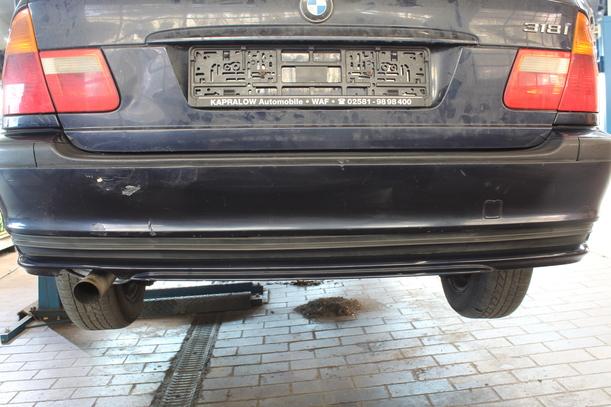 Foto: STOßSTANGE HINTEN eines BMW 318i touring Aura