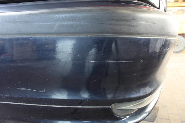 Foto: STOßSTANGE HINTEN eines BMW 318i touring Aura