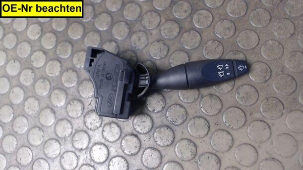 Foto: SCHEIBENWISCHERSCHALTER eines Ford Focus Turnier