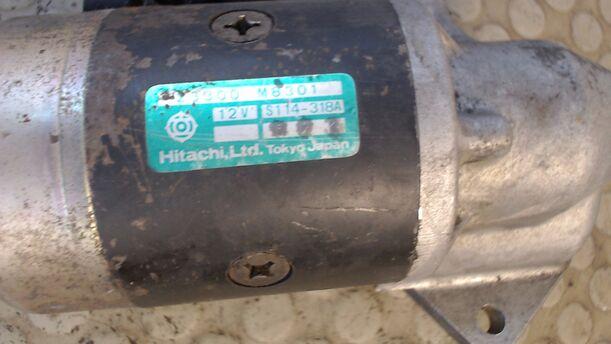 Foto: ANLASSER / STARTER HITACHI eines NISSAN SUNNY 1,5