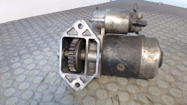 Foto: ANLASSER / STARTER HITACHI eines NISSAN SUNNY 1,5