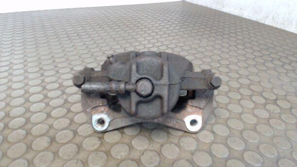 Foto: BREMSSATTEL VORN LINKS eines Mitsubishi Colt CZ3 1.3 TR