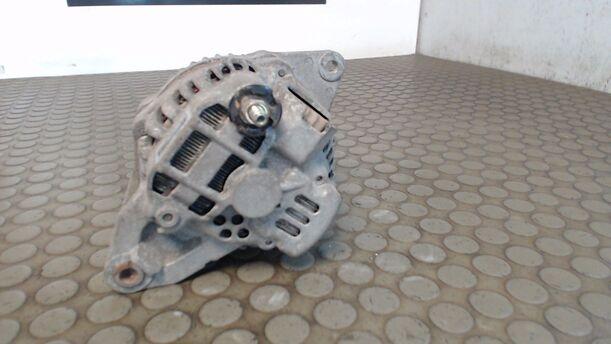Foto: LICHTMASCHINE eines Mitsubishi Colt CZ3 1.3 TR