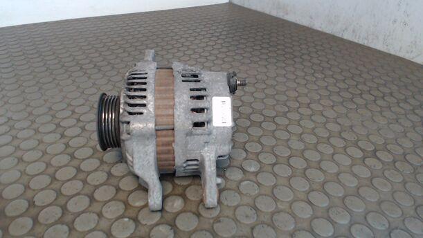 Foto: LICHTMASCHINE eines Mitsubishi Colt CZ3 1.3 TR