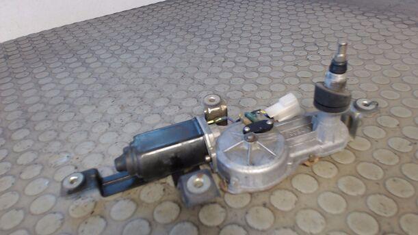 Foto: SCHEIBENWISCHERMOTOR HINTEN eines Nissan Sunny SLX