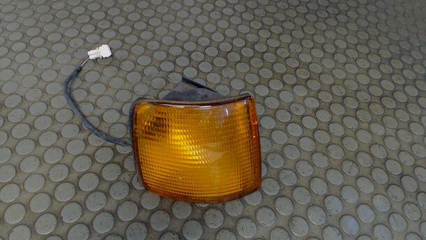 Foto: BLINKER VORN RECHTS eines VW Passat 1.8