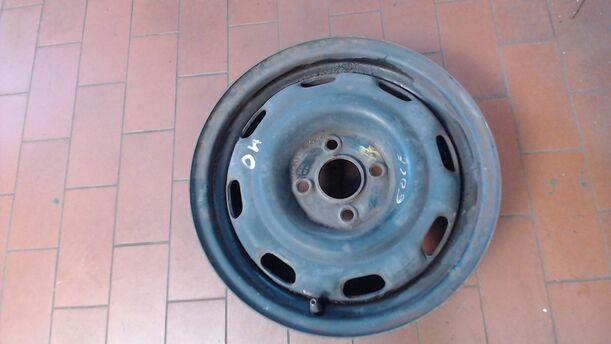 Foto: STAHLFELGE 6JX14 ET45 eines VW Golf 1.8