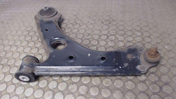 Foto: QUERLENKER VORNE LINKS eines Opel Corsa 1.2 16V (ecoFLEX) Easytronic